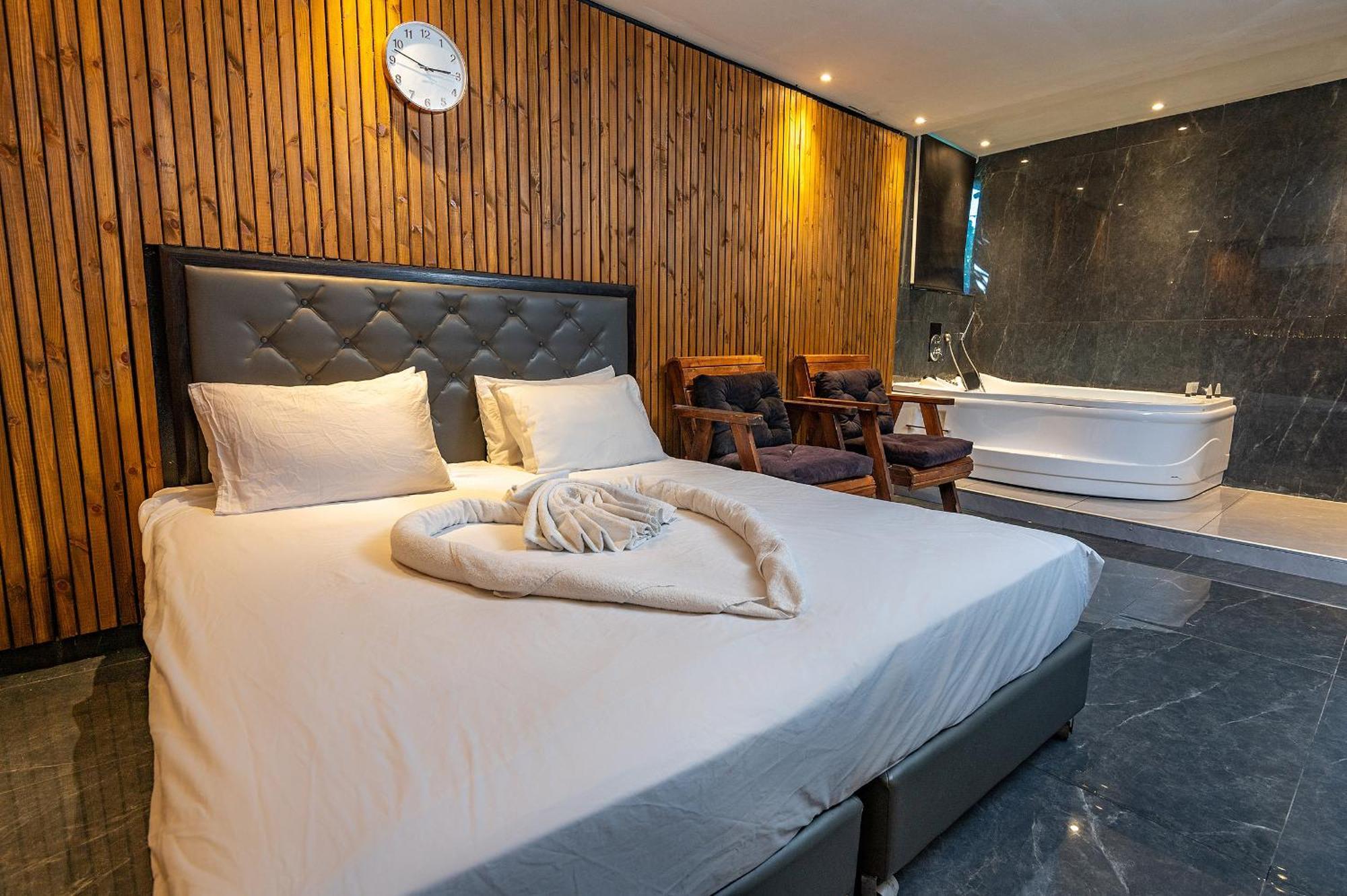 Lago Suites Hotel Jerusalem Eksteriør bilde
